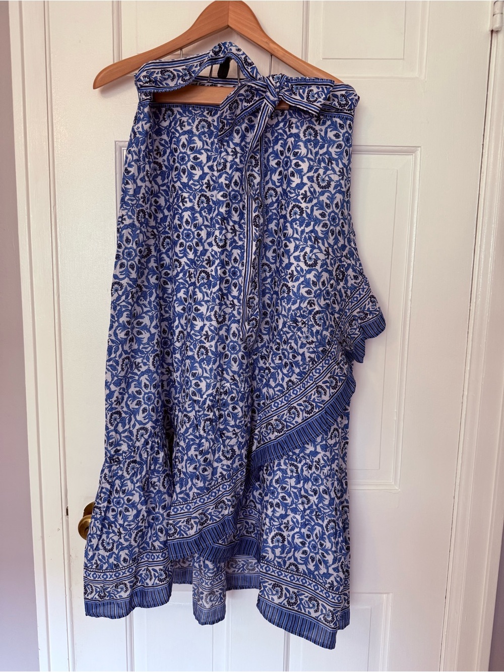 Vineyard Vines- Periwinkle blue Floral Wrap Skirt